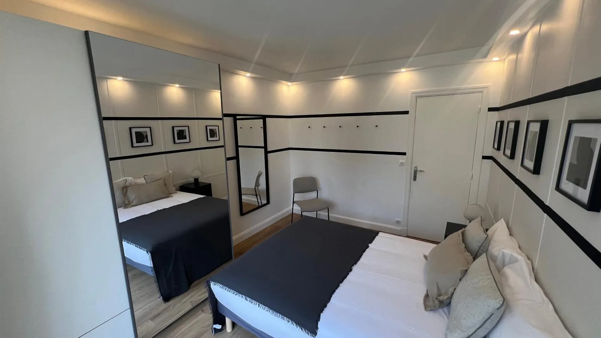 Appartement Tour Eiffel 120 M2 Paris 0*,  France