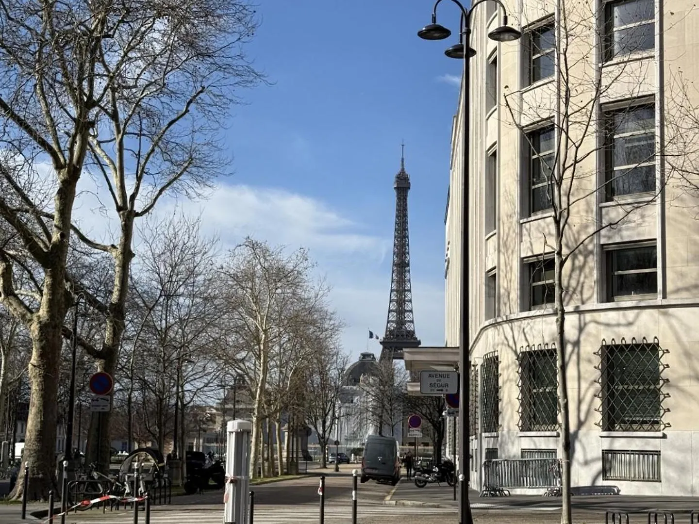 Appartement Tour Eiffel 120 M2 contacts